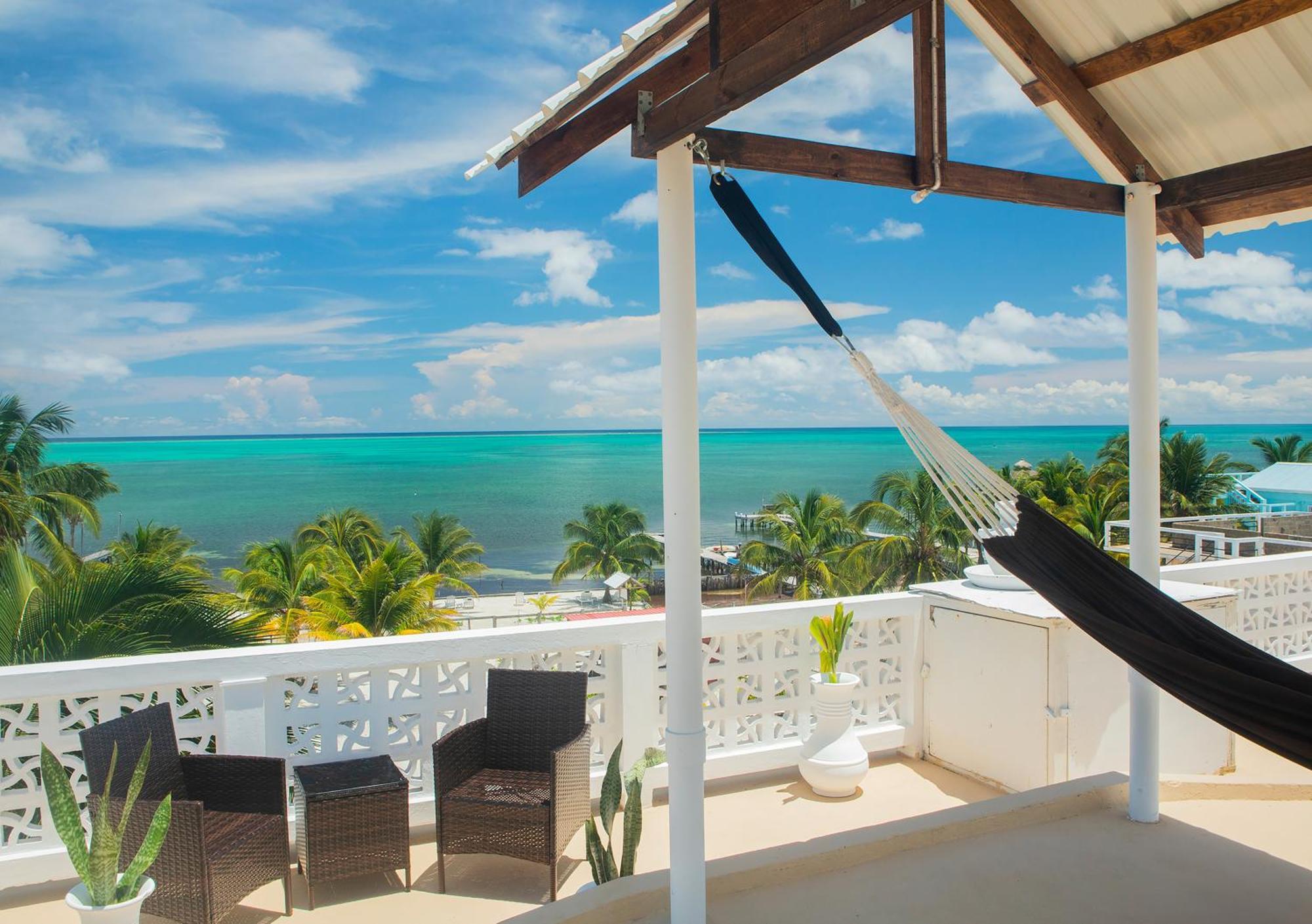 Treetops Hotel Caye Caulker Eksteriør billede