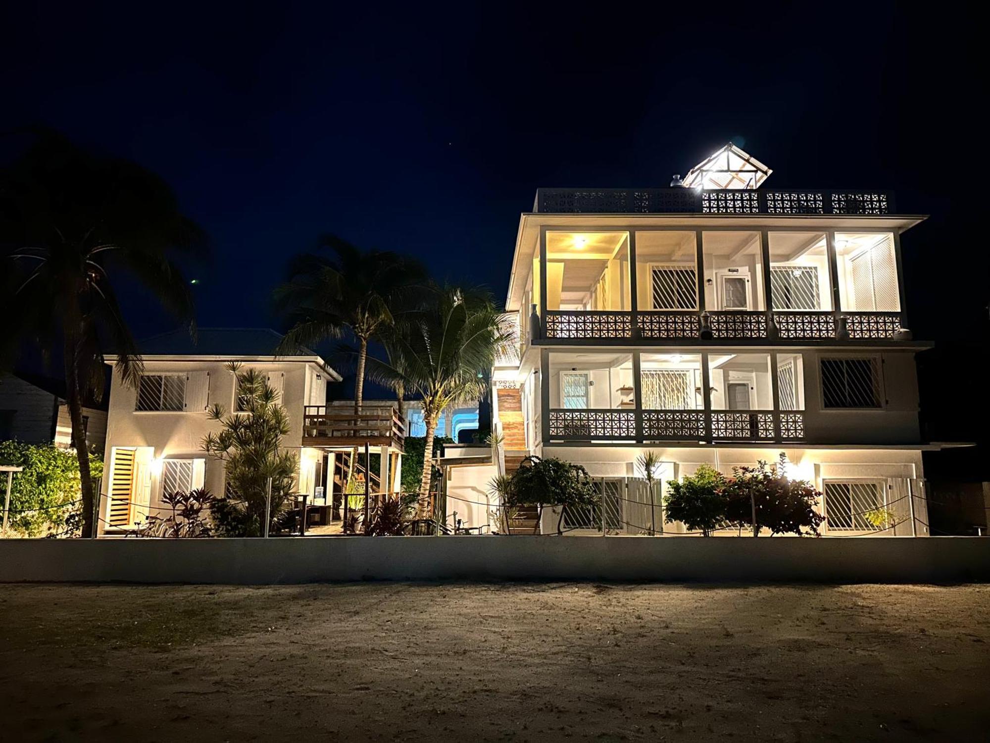 Treetops Hotel Caye Caulker Eksteriør billede