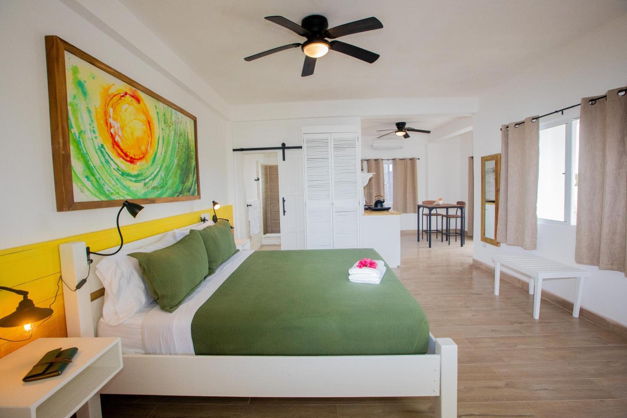Treetops Hotel Caye Caulker Eksteriør billede